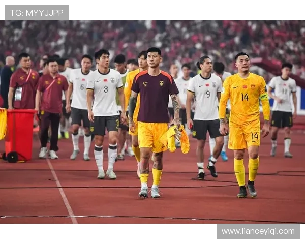 国足主场鏖战逆转取胜年轻阵容展现顽强斗志点燃全国球迷激情