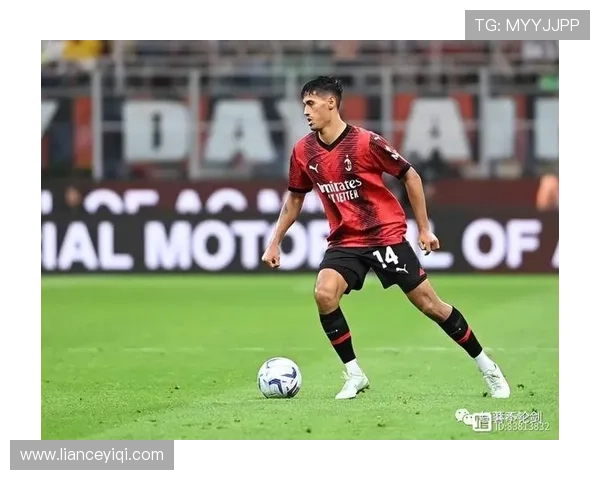 AC米兰:辉煌历史与未来展望,重塑豪门之路的挑战与机遇 AC米兰:辉煌历史与未来展望,重塑豪门之路的挑战与机遇