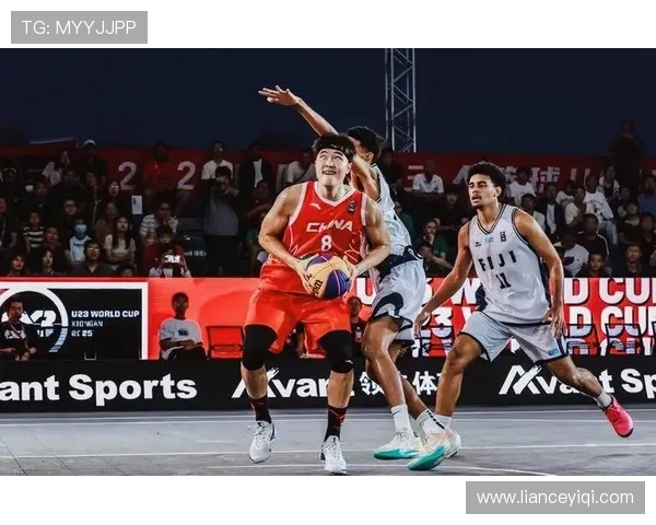 中国篮球队逆袭战胜美国队 闯入奥运决赛创造历史新篇章