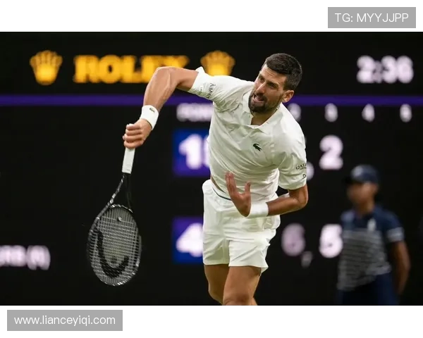 网球界新星崛起 2025年赛季首场大满贯赛事精彩回顾