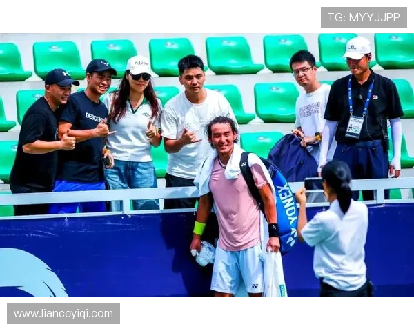 网球赛季再掀高潮 新星崛起挑战世界顶尖高手 网球赛季再掀高潮 新星崛起挑战世界顶尖高手