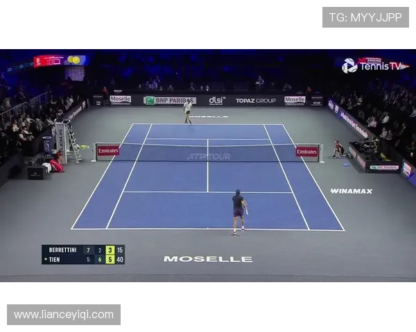 网球赛场风云再起 新星崛起与老将对决引发激烈角逐