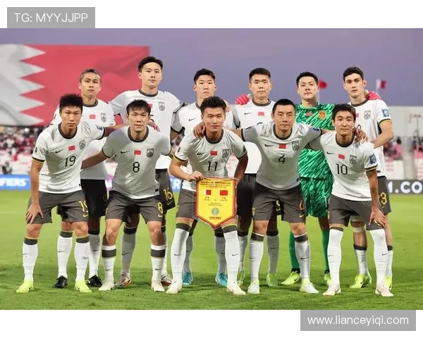 国足世预赛迎关键战欧洲豪门转会风云再起引热议球迷高度关注全国 国足世预赛迎关键战欧洲豪门转会风云再起引热议球迷高度关注全国